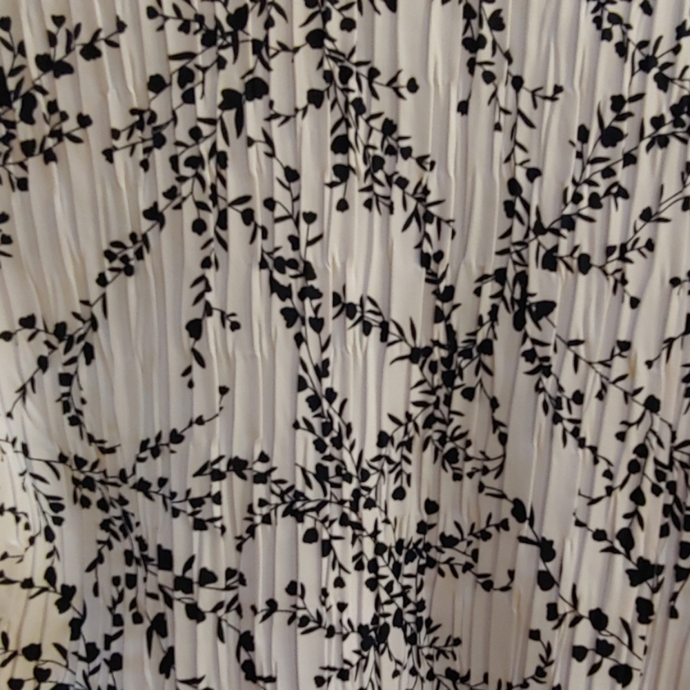 Ladies blouse - Picture 4 of 6